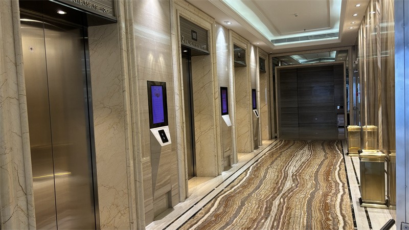 电梯厅